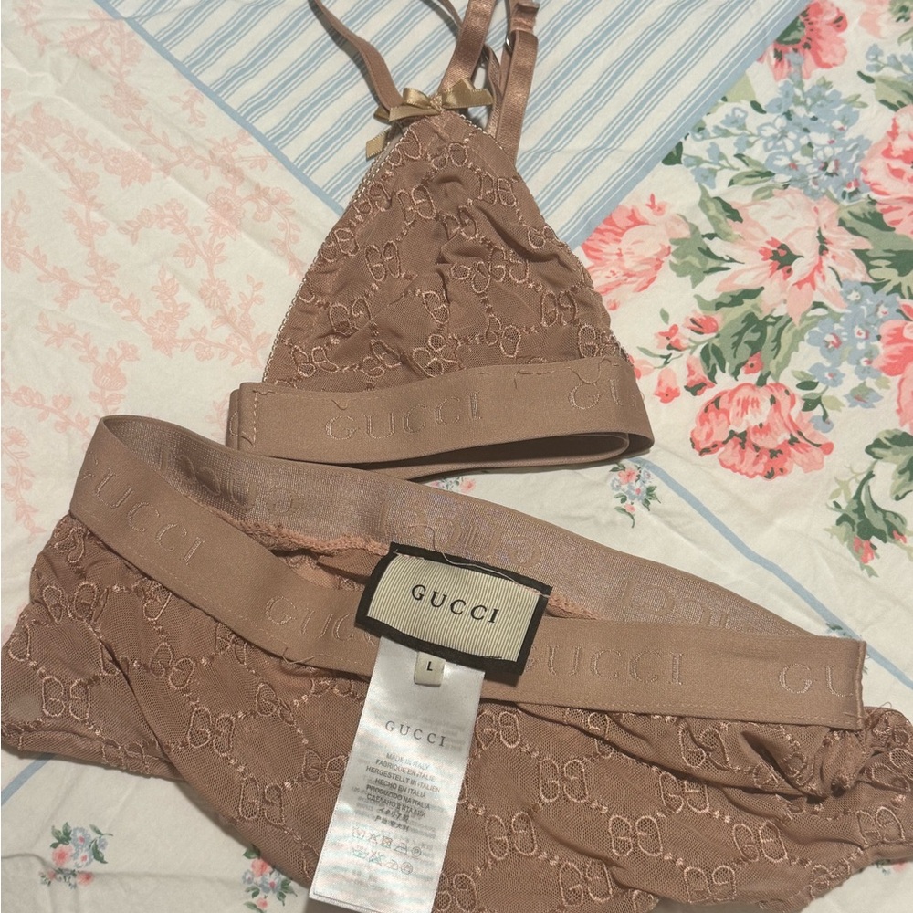 Gucci Large Nude Tan Lace Logo Bralette & High-Waist Brief Set - Picture 9 of 11
